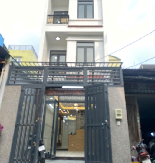 Mặt tiền kinh doanh giáp Quận 11 – Ngang 4m – 4 tầng BTCT – 80m² – Giá 17,5 tỷ