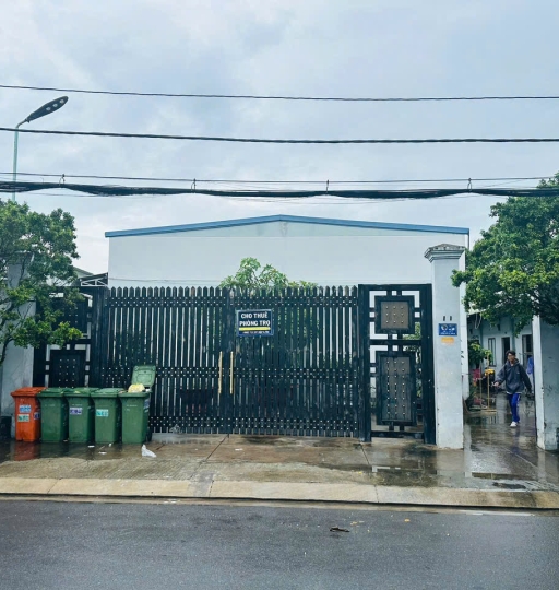 Đất TT Củ Chi 2000m² Full xưởng 500m² + 36 phòng trọ BTCT gần bến xe Giá 22tr/m²