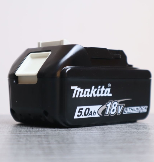 Nhận Đóng Pin Makita 18V V5 3P Công Suất Cao