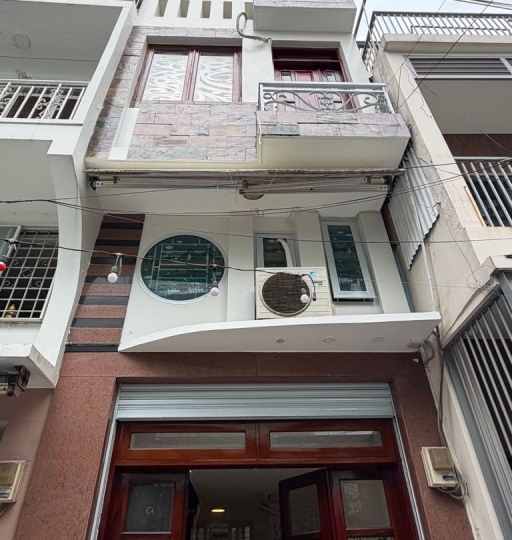 SIÊU PHẨM CMT8 – NGAY CÔNG VIÊN LÊ THỊ RIÊNG – Ô TÔ ĐẬU CỬA – 4 TẦNG ĐÚC THẬT – NỞ HẬU – GIÁ CHỈ 5.X TỶ TL