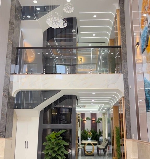 Bán Nhà 6 Tầng Có Thang Máy Trung Mỹ Tây 9 – Full Nội Thất – Giá 9.3 Tỷ